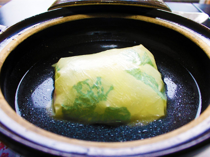 20軍鶏と生湯葉のわさび鍋