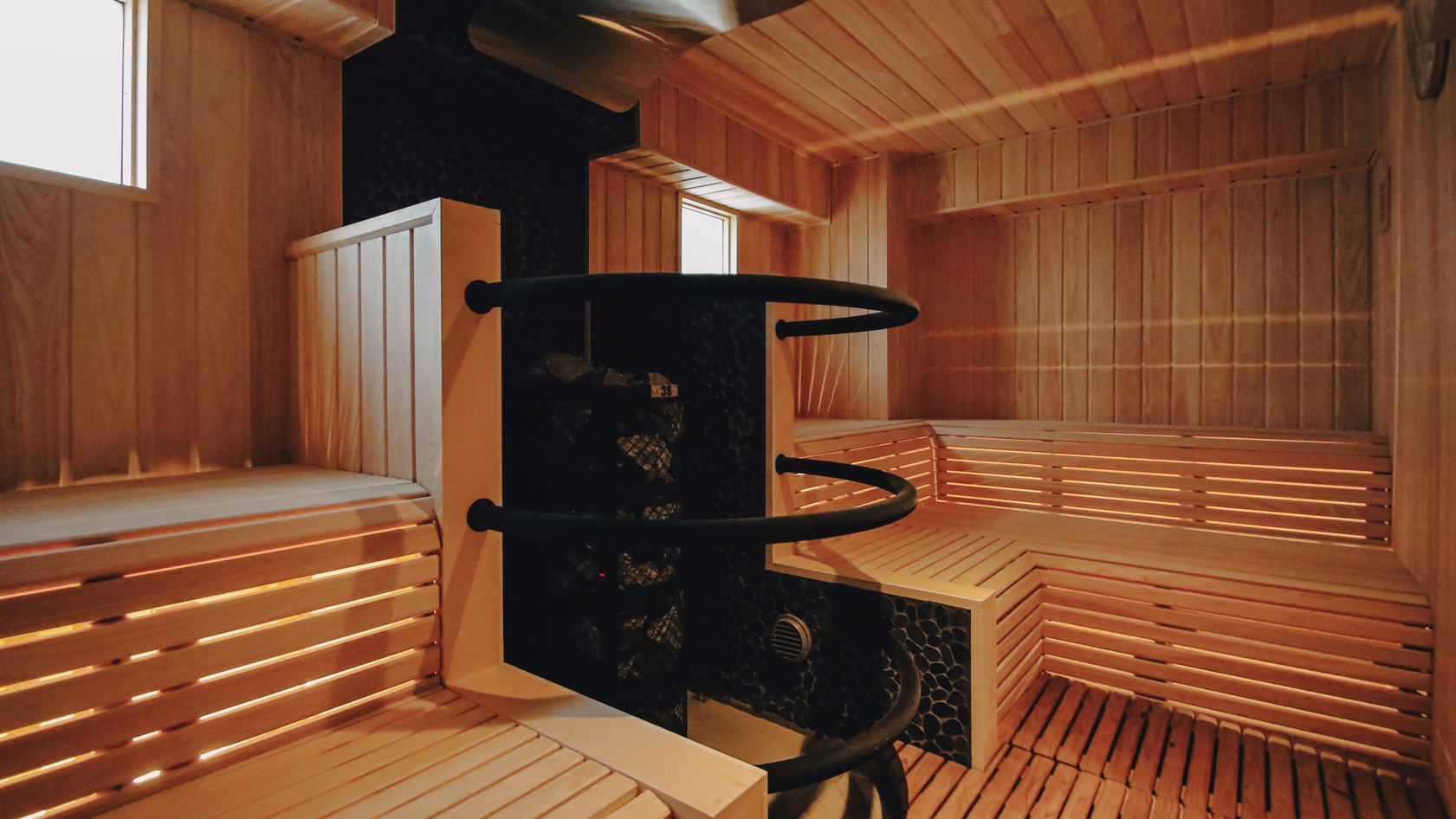 セルフロウリュのできる本格サウナ