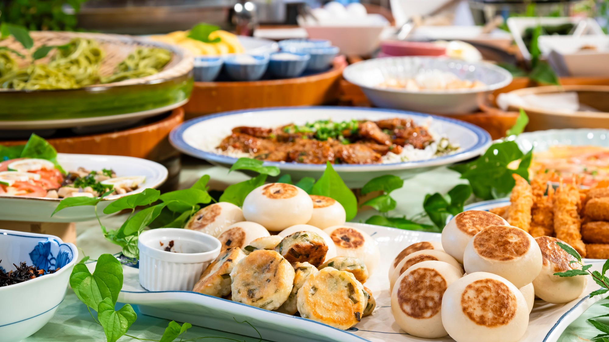 名物「おやき」等ご当地ならではのお料理もお楽しみください。朝食バイキング