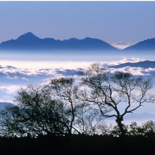 晩秋の乗鞍岳から眺める遠景