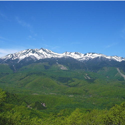 乗鞍岳と乗鞍高原を一望