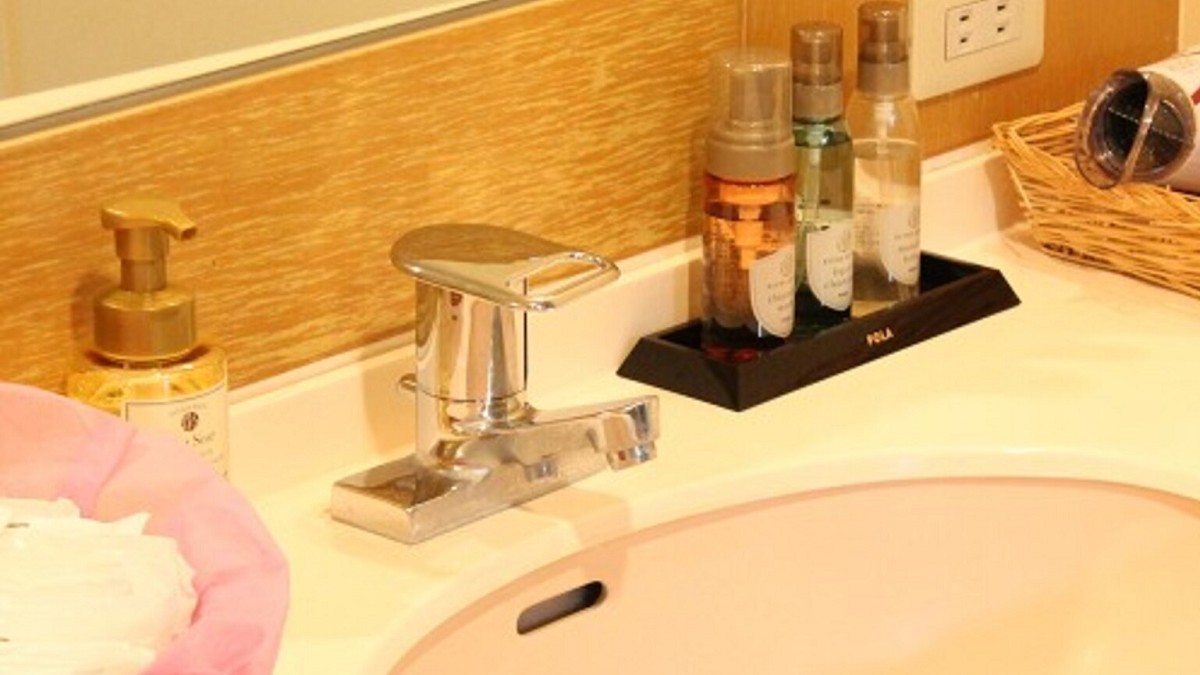 女性浴場脱衣所にも各種アメニティをご用意しております