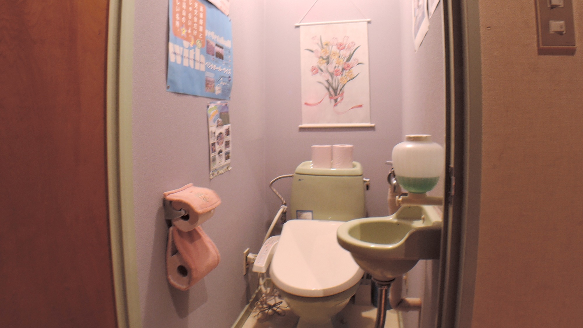 *【館内／共同トイレ】1.2階にございます。清潔がモットー！