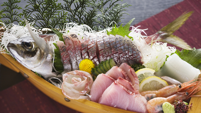【朝獲れ地魚のお刺身】鮮度に拘った獲れたての日本海の幸
