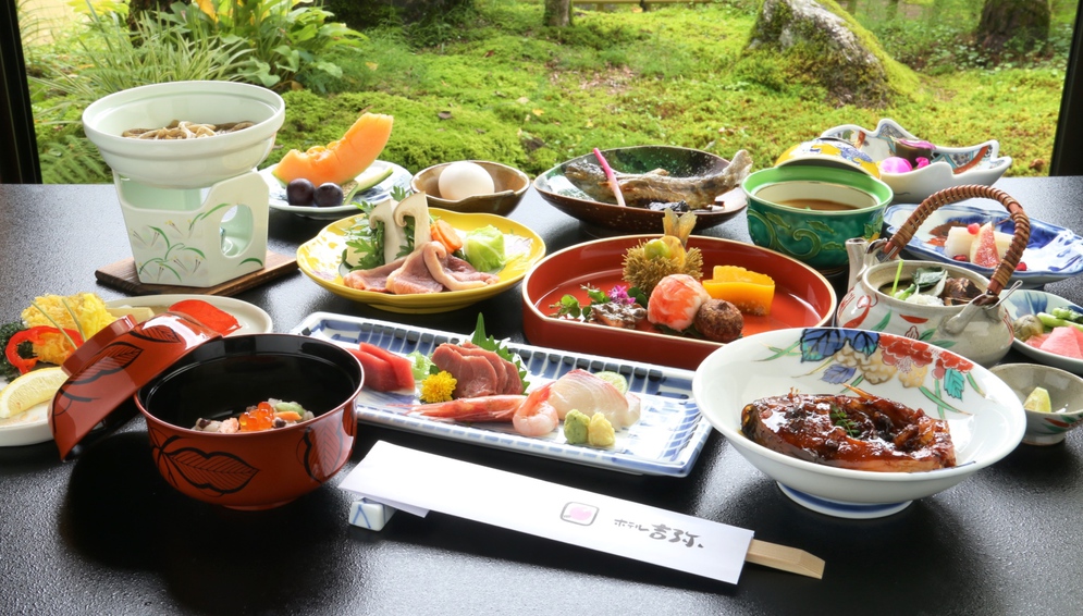 【旬の味覚コース】秋メニュー♪料理全体の一例。