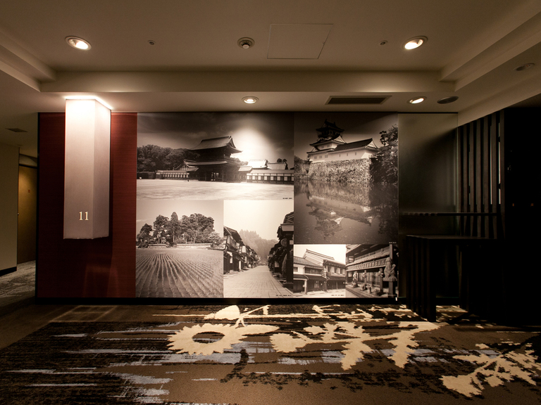 エレベータホール一例