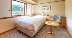 山側・シングル