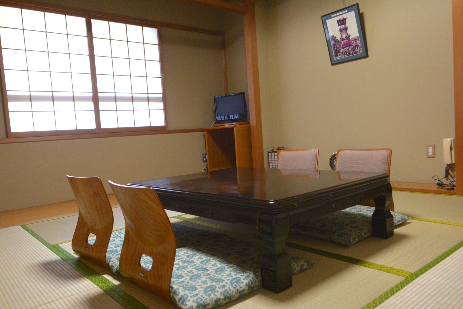 Inuyama International Youth Hostel The 1-star Inuyama International Youth Hostel offers comfort and convenience whether youre on business or holiday in Inuyama. The property offers guests a range of services and amenities designed to 