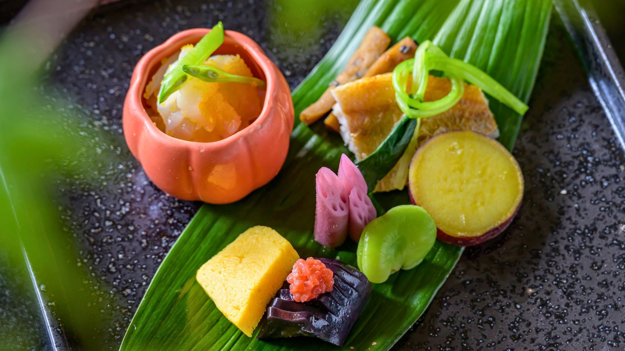 ＜えにし＞飾り付けからこだわってご用意しております。