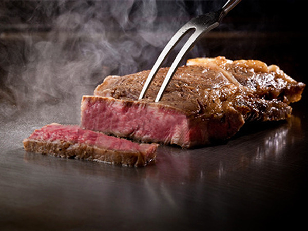 ステーキコーナー 極上の肉をご用意