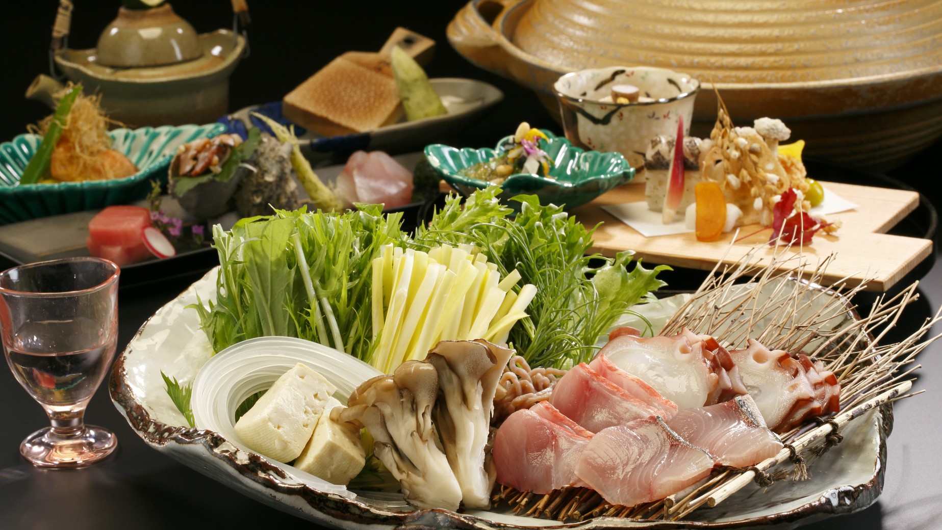 【夕食 海鮮しゃぶしゃぶ】前菜、お造り、小鉢等は季節替わりでご用意