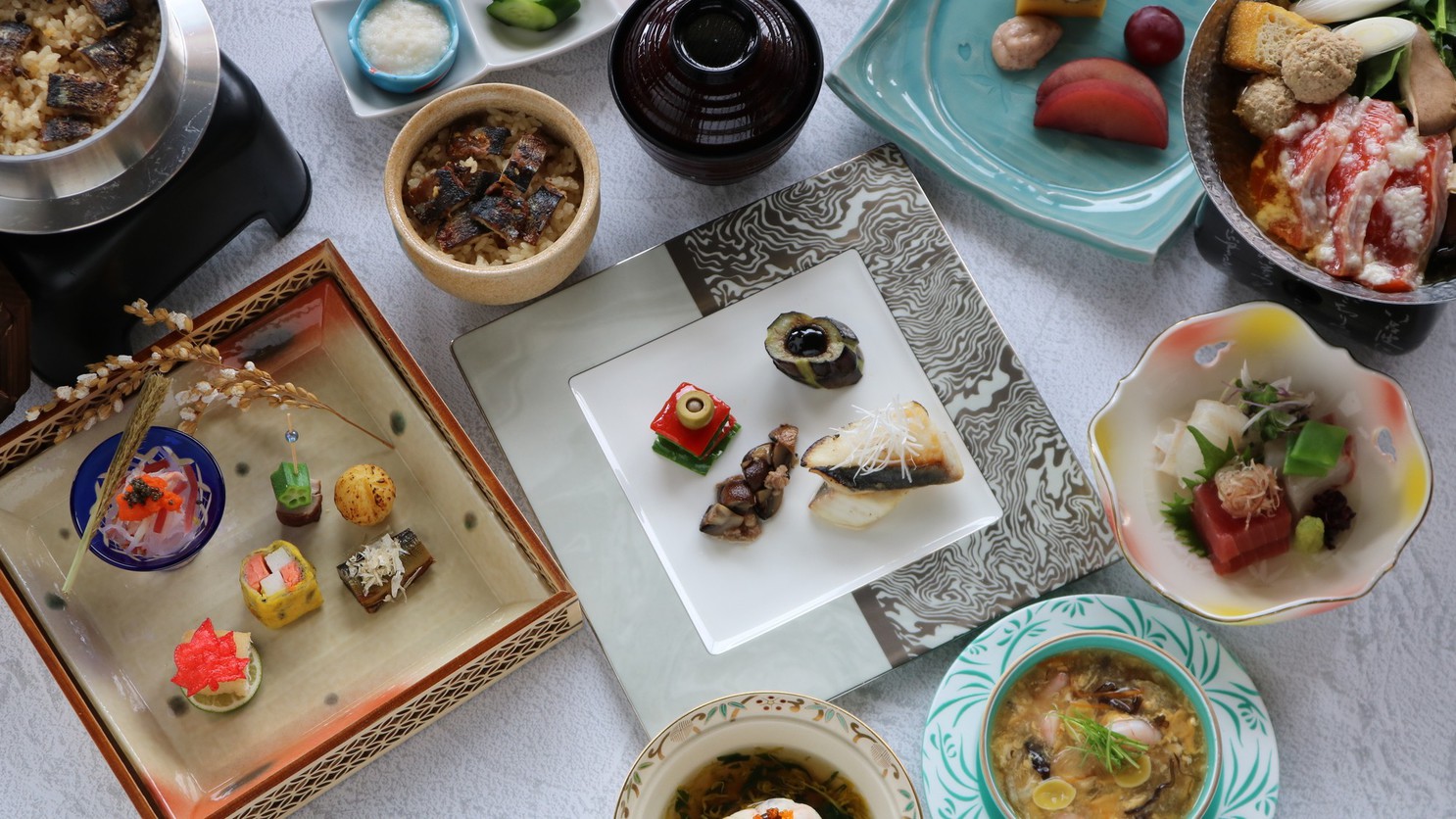 ＜季節の和食＞◇夕食は和食のコース料理で贅沢に◇遊び放題リゾートパスポート付き