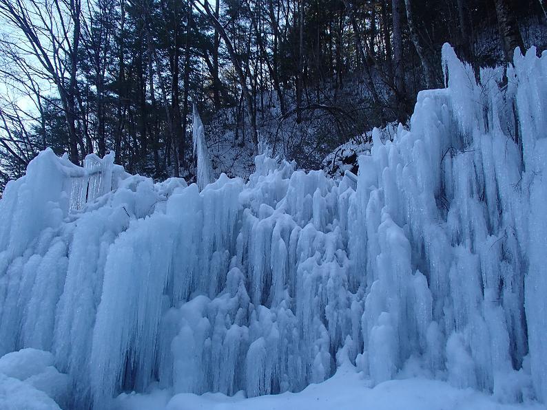 氷の芸術樹氷1