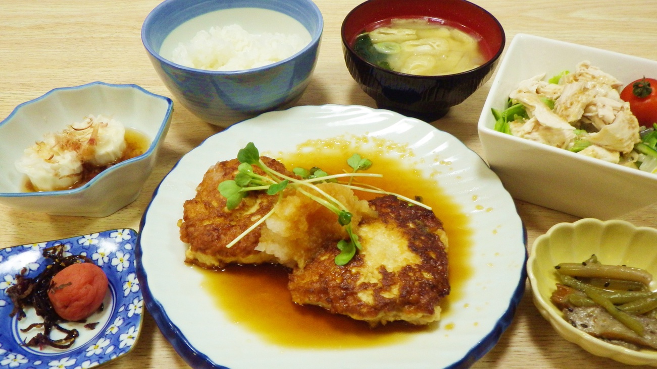 *【夕食例】家庭的なお食事に思わずにっこり♪