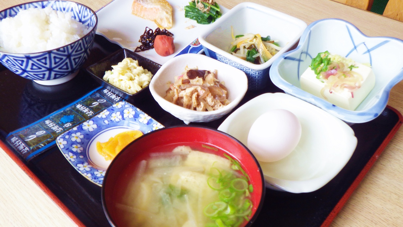 *【朝食例】体に優しい和朝食。栄養バランスもしっかり。