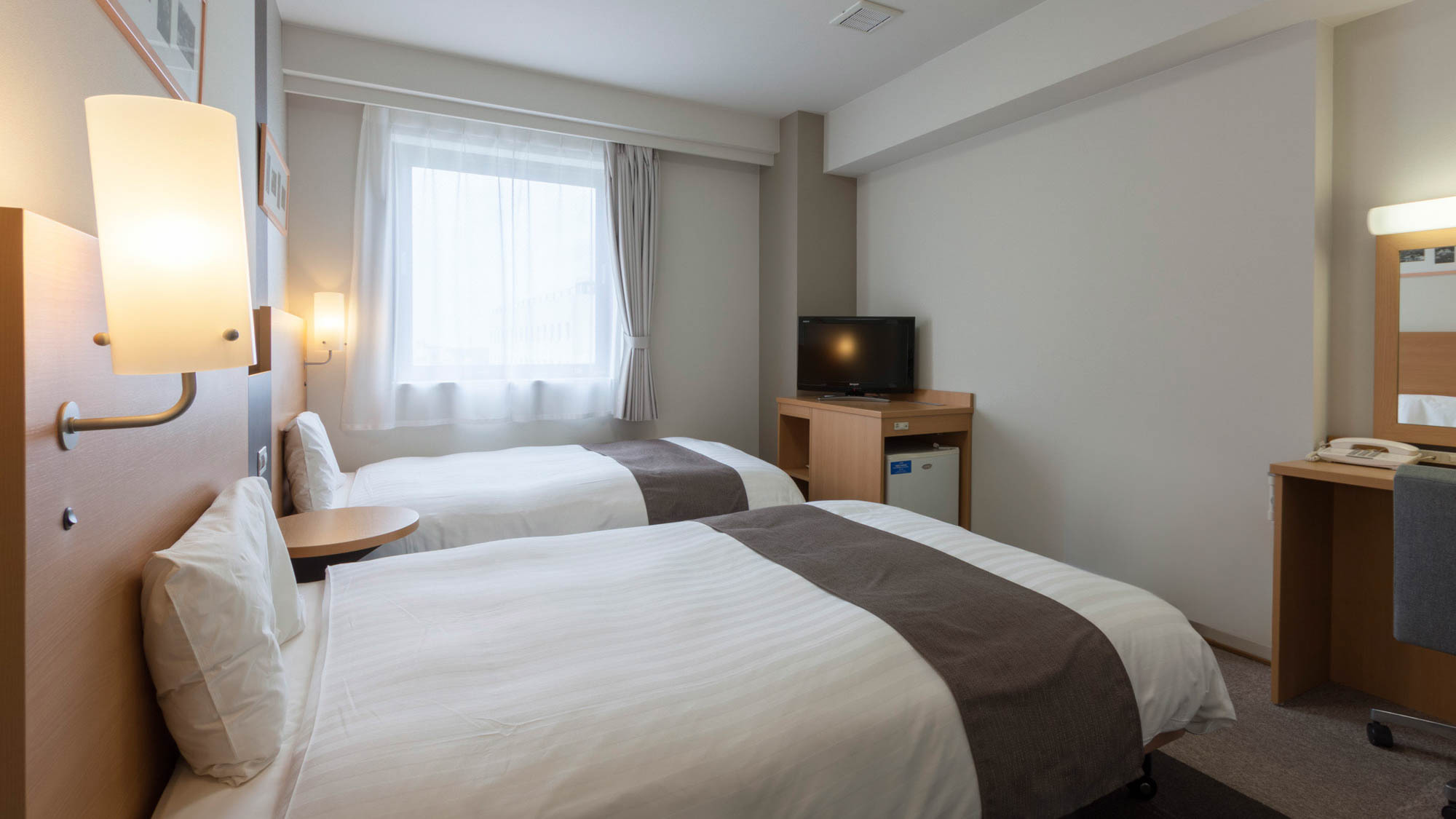 【2ベッド】ツインエコノミーベッド幅120センチ広さ19平米