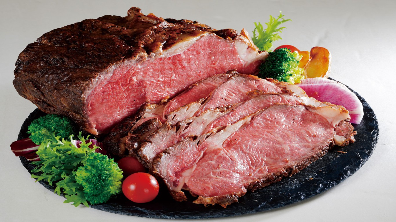 【夕食ブッフェ】4/27〜MENU一例・上質なお肉をじっくり焼き上げた「黒毛和牛ローストビーフ」