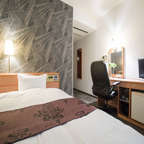 Business Hotel Shirasagi Set in a prime location of Tarumizu, Business Hotel Shirasagi puts everything the city has to offer just outside your doorstep. The property offers a wide range of amenities and perks to ensure you ha