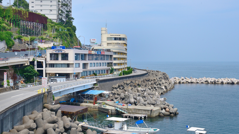 サンミ倶楽部別館は熱海駅から徒歩10分！熱海ビーチまで徒歩6分！