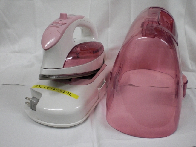 アイロン（貸出）※アイロン台もセットとなります