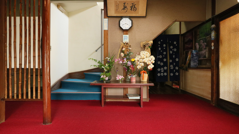 施設決してホテルのような豪華さはございません。日本を感じる和の空間でお出迎え致します。