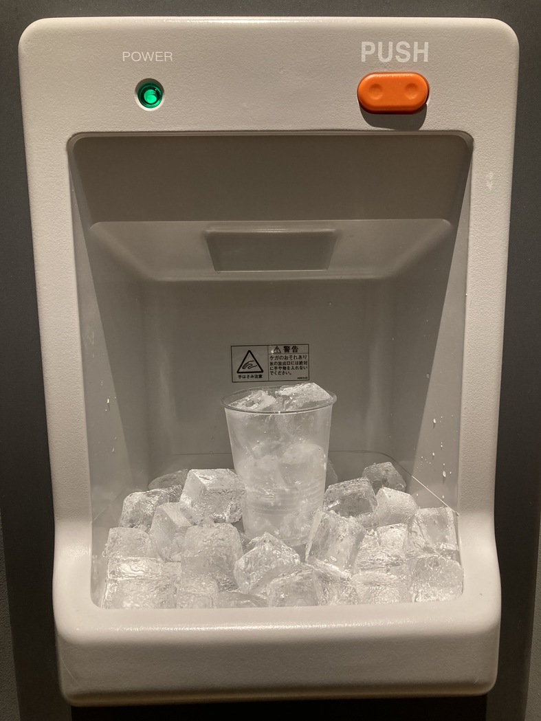 【製氷機】プラスチックカップのご用意もございます