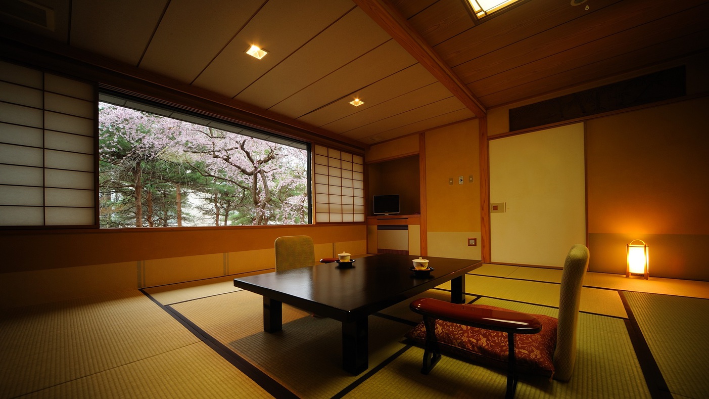 仙渓園「竹」の和室日本庭園が最も近い和室で四季を映す庭園をお楽しみくださいませ