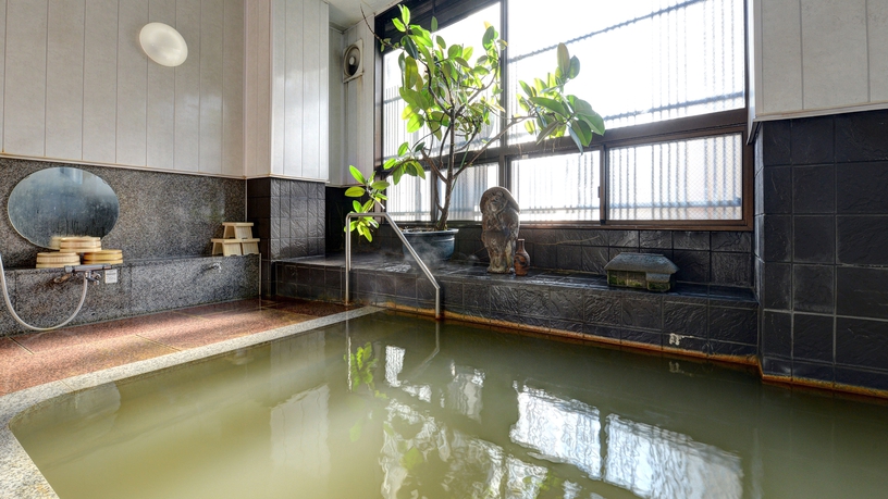 Hijiori Onsen Otomoya Ryokan Set in a prime location of Okura, Hijiori Onsen Otomoya Ryokan puts everything the city has to offer just outside your doorstep. The property has everything you need for a comfortable stay. Service-mi