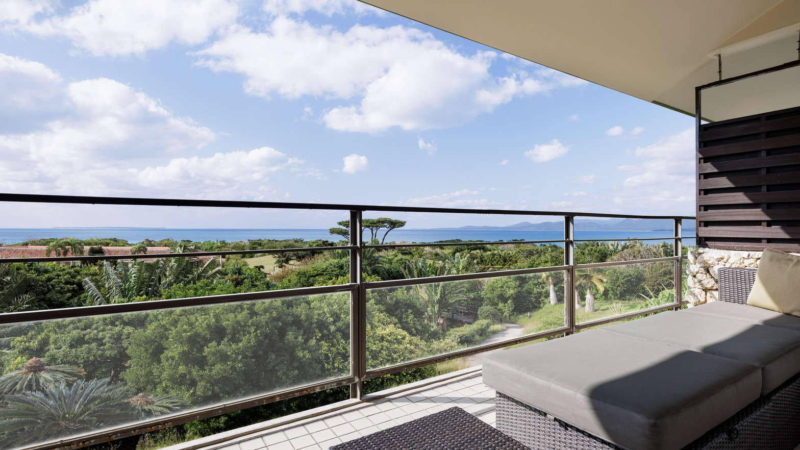 オーシャンビュー・ラグジュアリー