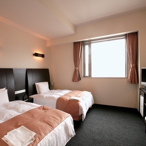 R Inn Ayabe Ideally located in the Ayabe area, R Inn Ayabe promises a relaxing and wonderful visit. The property has everything you need for a comfortable stay. Facilities for disabled guests, laundry service, fa