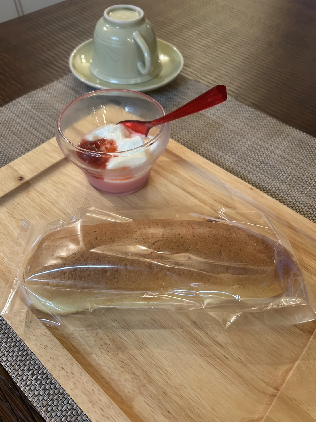 無料モーニングセット（パン）