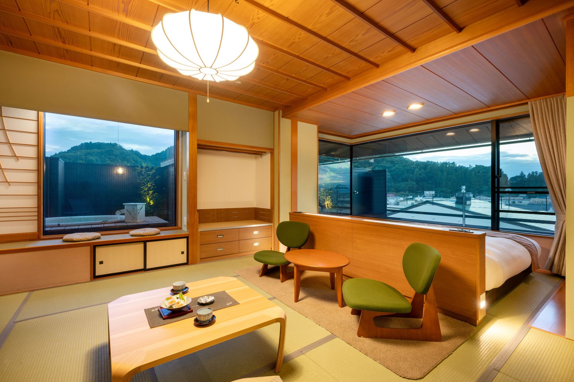 ルーフトップテラス＋サウナ付き和洋室