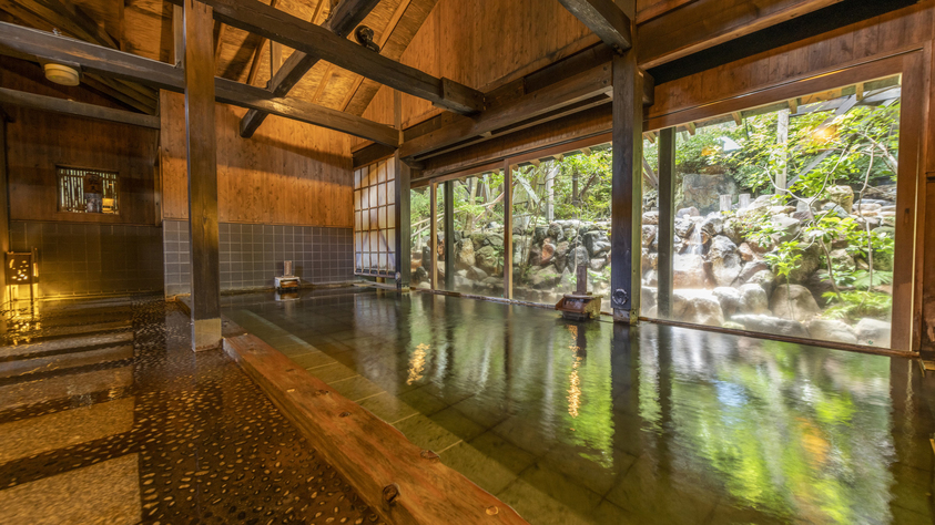 【大浴場：内湯】大きな湯舟に浸かり、存分にリフレッシュ♪