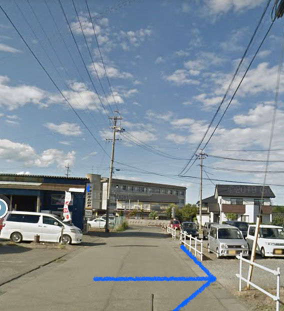第２駐車場入り口