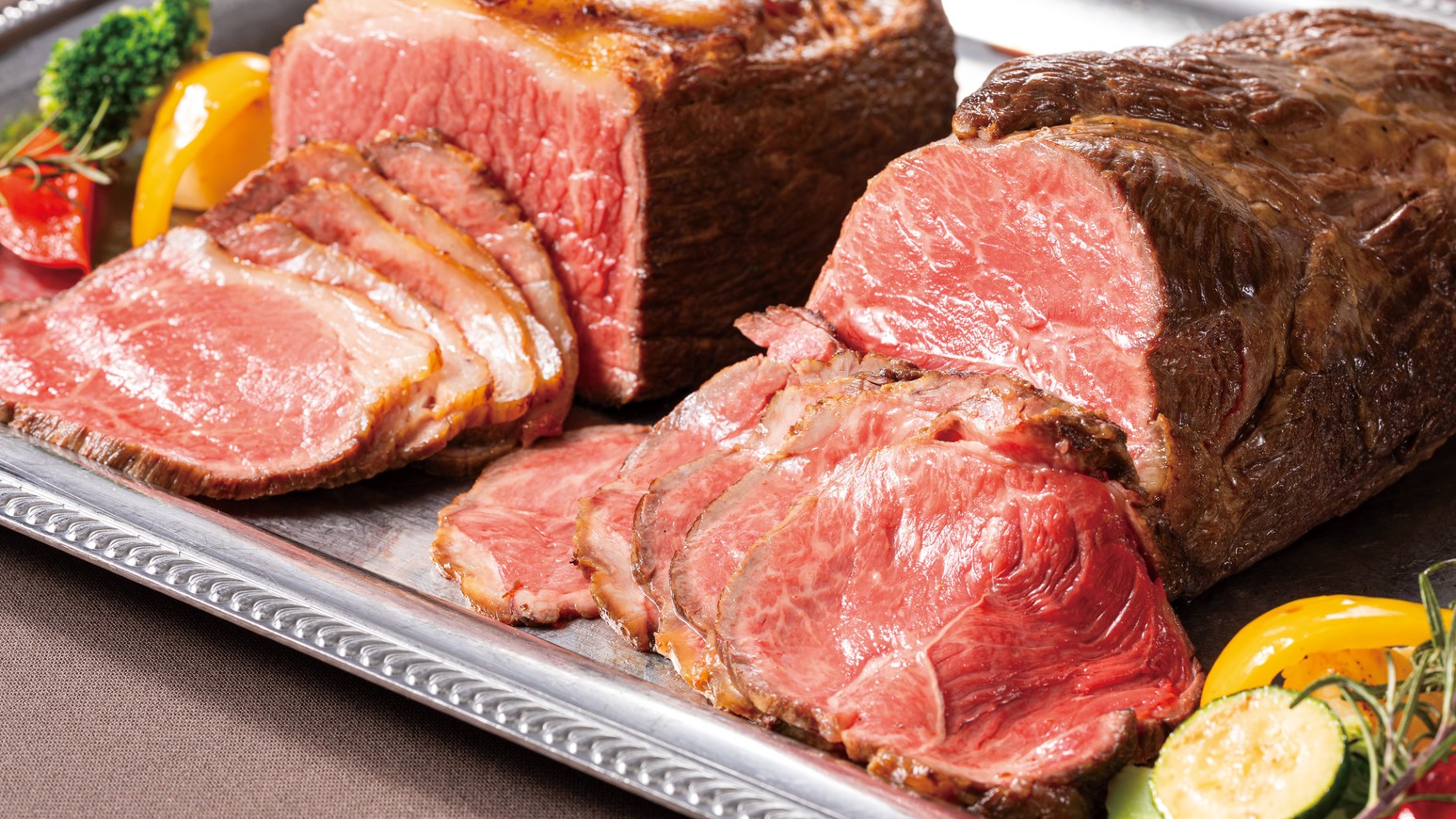ゴールデンウィークディナービュッフェ5月のメイン料理