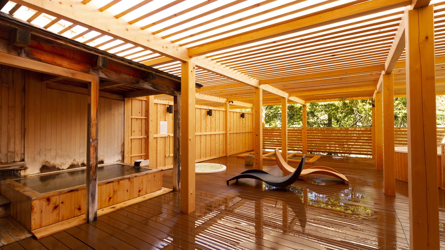 露天風呂「檜の杜湯(ひのきのもりゆ)」