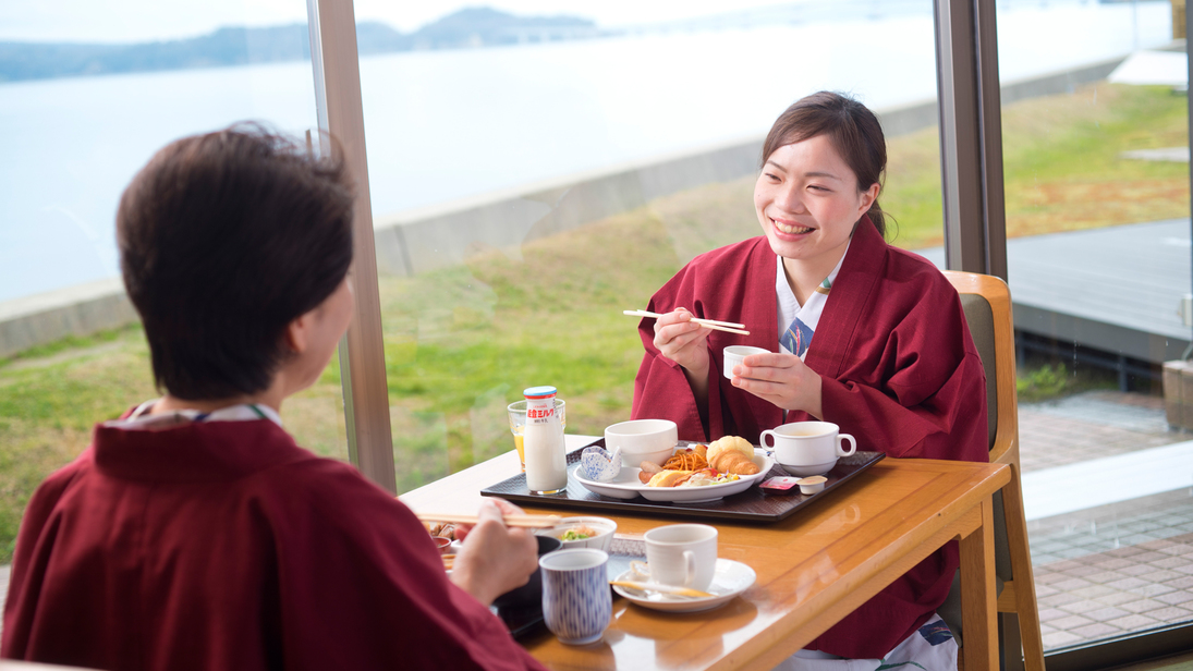 朝食バイキング