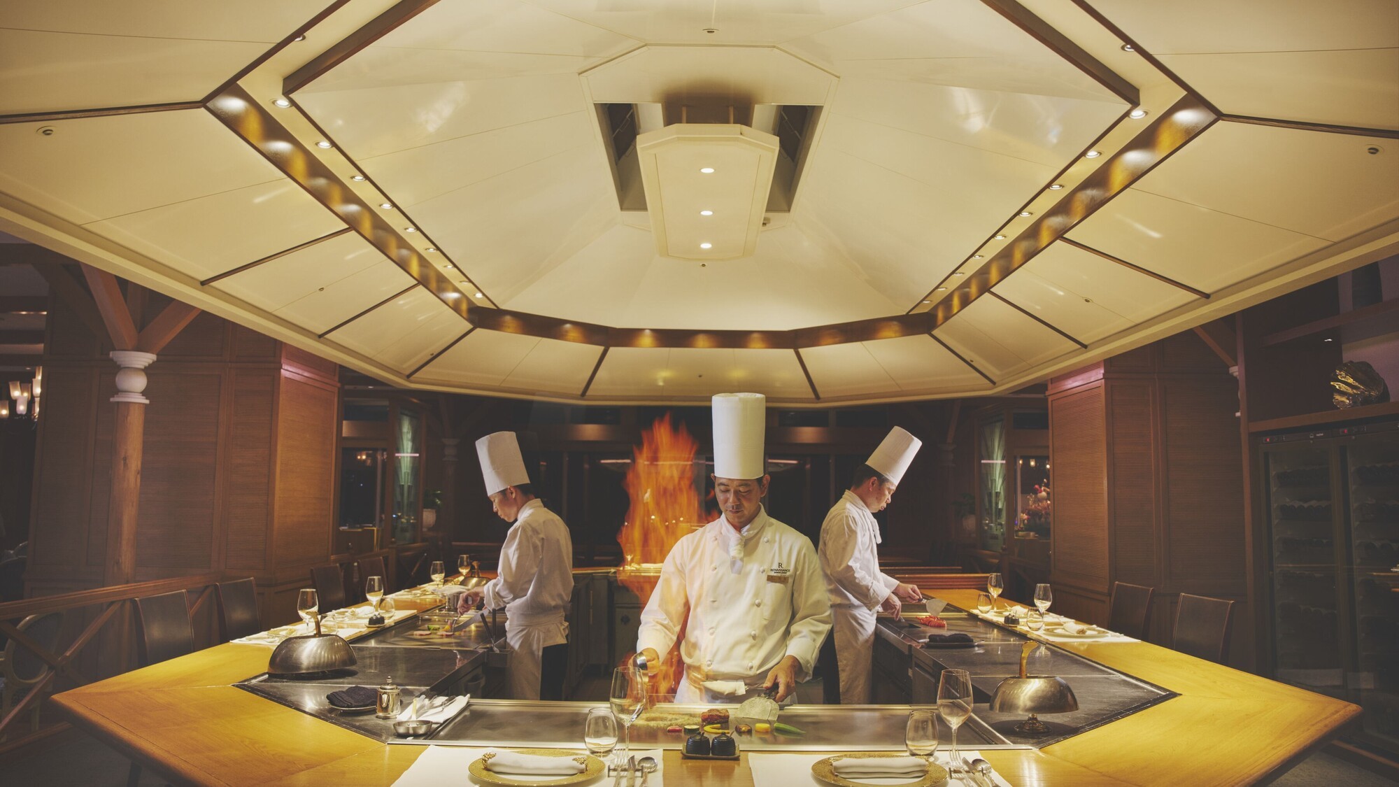 フォーシーズン鉄板