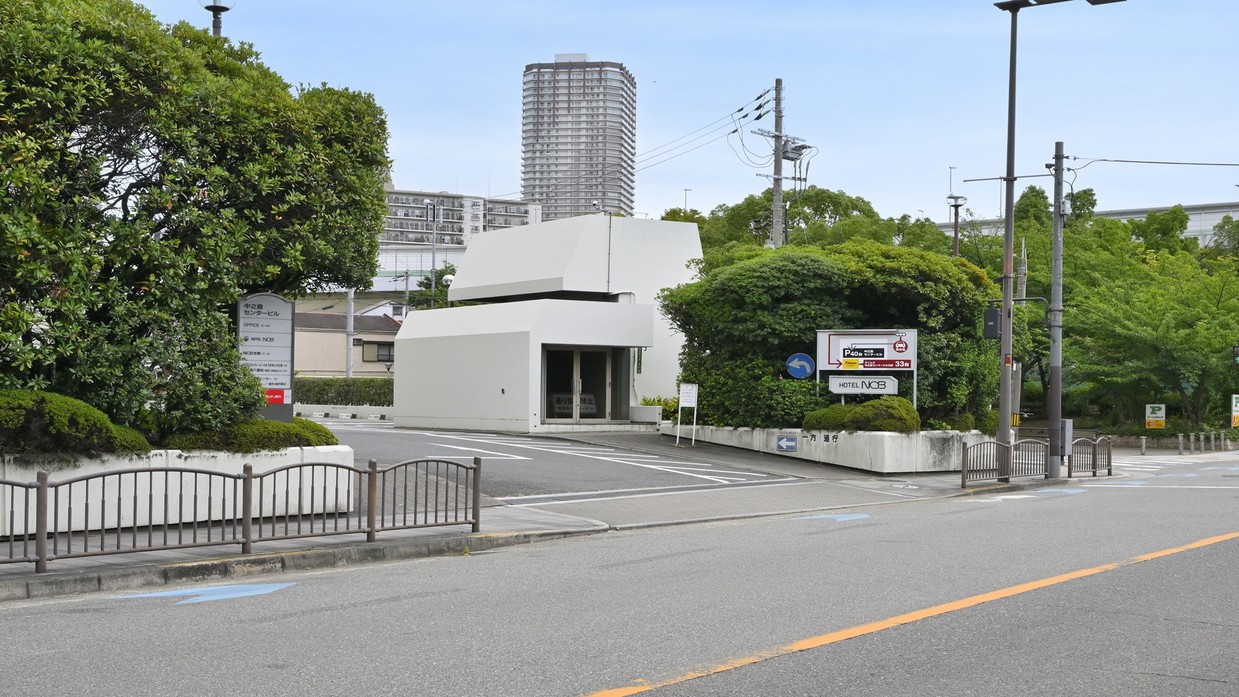 地下駐車場までの道順①