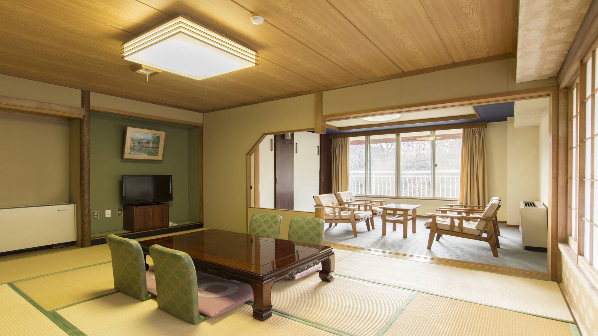 Yashio Onsen Yashiokan Yashio Onsen Yashiokan is conveniently located in the popular Fujioka area. The property offers guests a range of services and amenities designed to provide comfort and convenience. All the necessary 