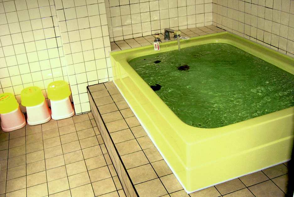 お風呂場の一部です