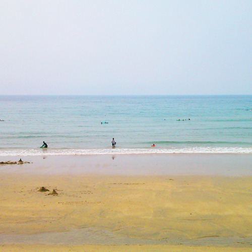 【白鶴浜海水浴場】天然白砂のビーチです当館より車で10分