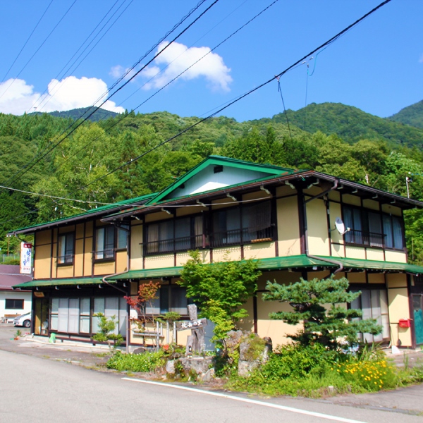 「焼岳の里」外観