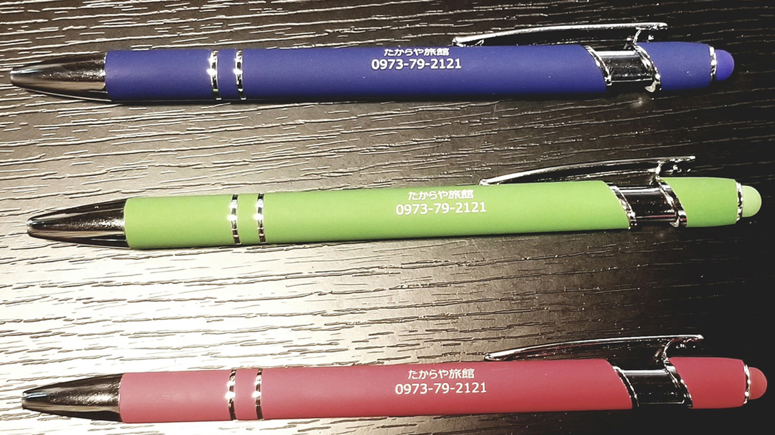 １グループに１本、たからや旅館ボールペンプレゼントタブレット用のペンとしてもご利用いただけます♪