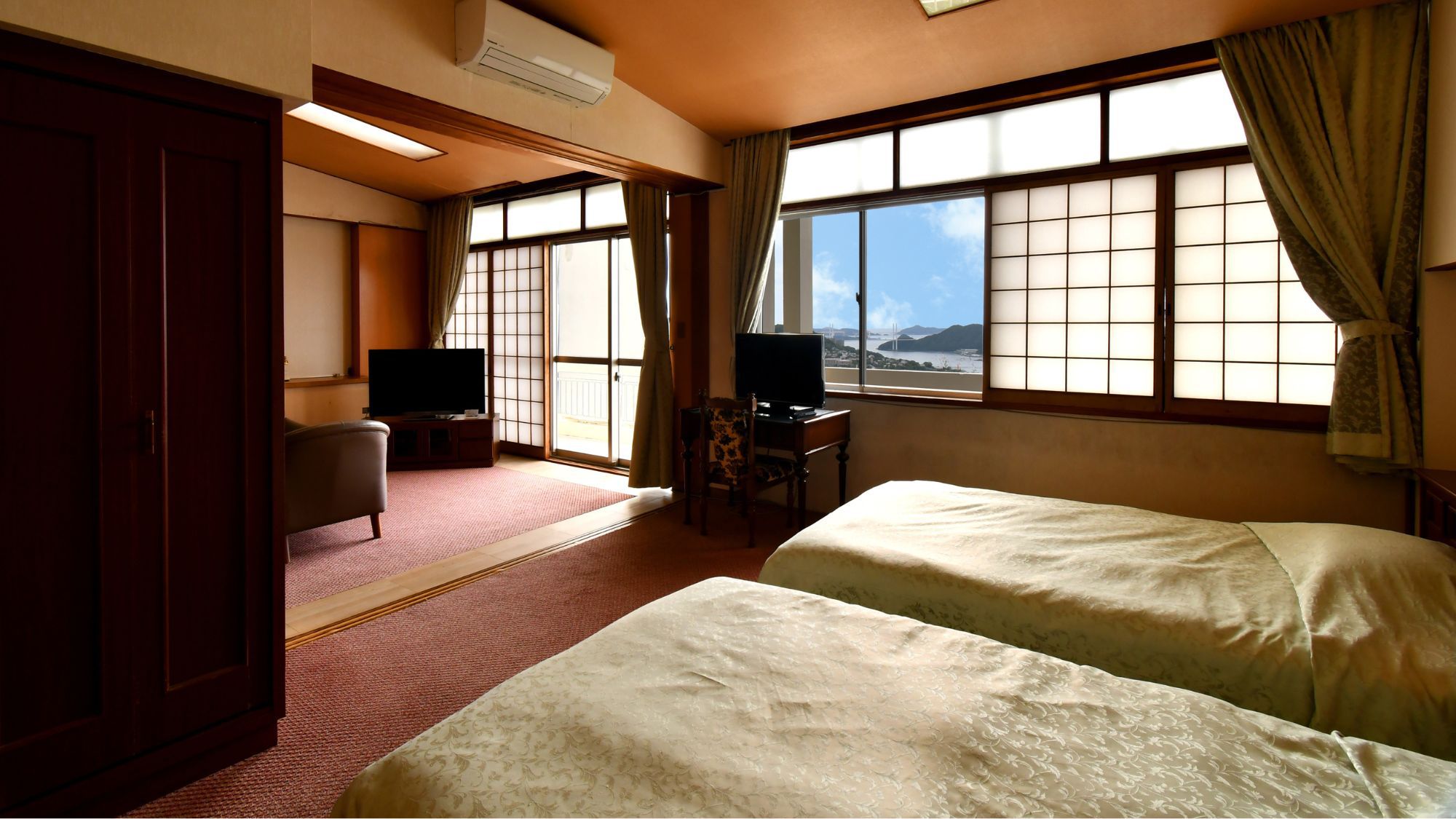 【本館】ハーバービュープレミアムツイン