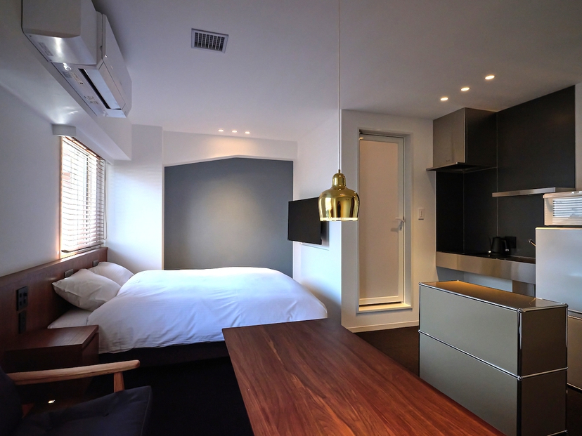 Seven Days Hotel Plus