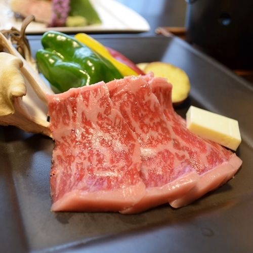 【上州牛の陶板焼（黒毛和牛A5ランク）】