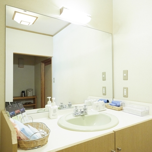 南館和室の洗面所