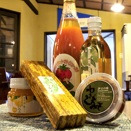 *オリジナル商品／様々な種類のお土産を取り揃えております。