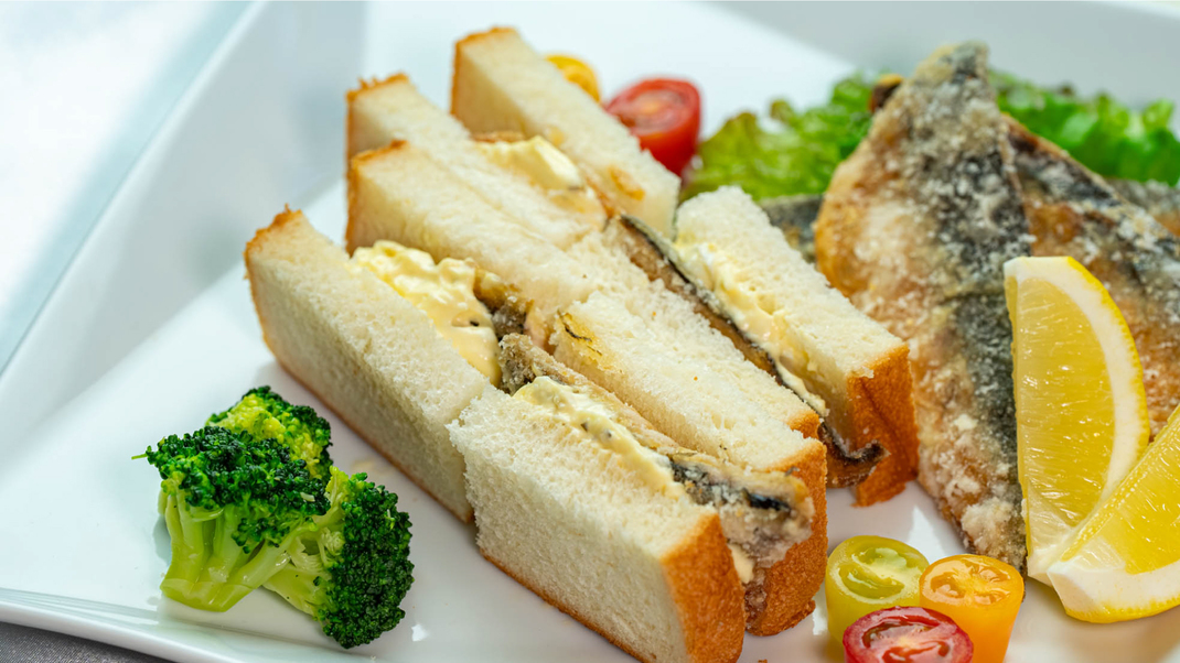 【朝食バイキング】サバサンド